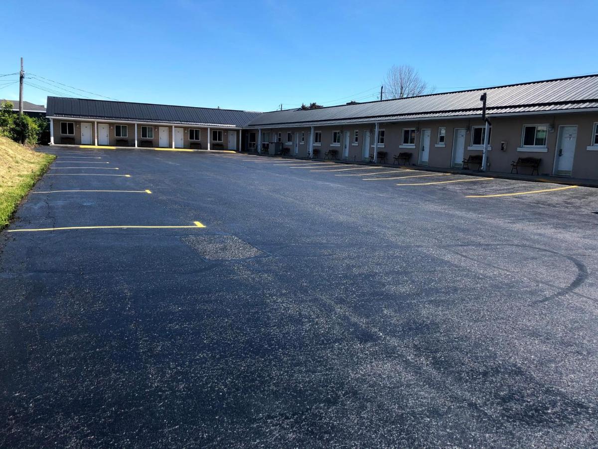 Motel Plaza &